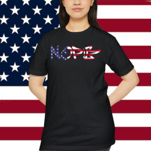 NOPE No Kings In America Protest Sign USA T-Shirt