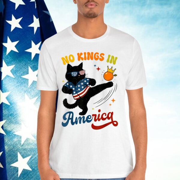 No Faux King Way America Funny Black Cat T-Shirt
