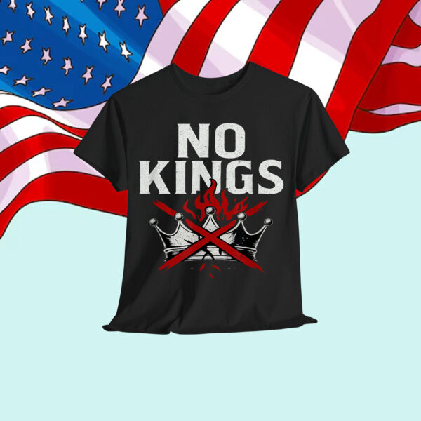 No Kings Graphic Bold Symbolic Design T-Shirt
