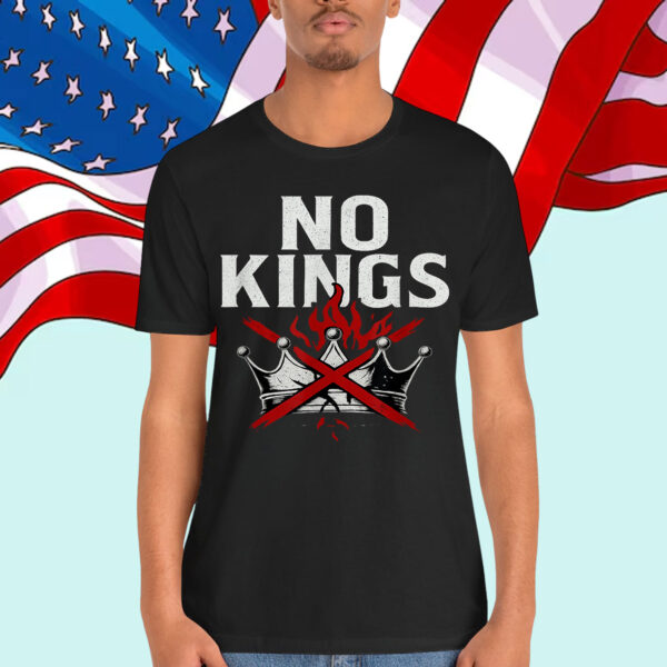 No Kings Graphic Bold Symbolic Design T-Shirt