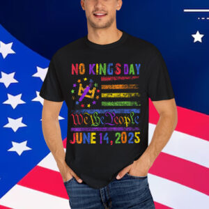 No Kings In America We The People LGBT Retro T-Shirt