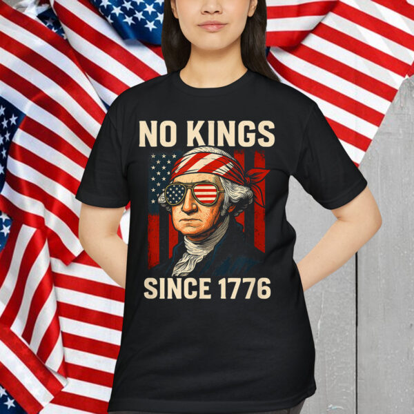 No Kings in America Since 1776 Distressed USA T-Shirt