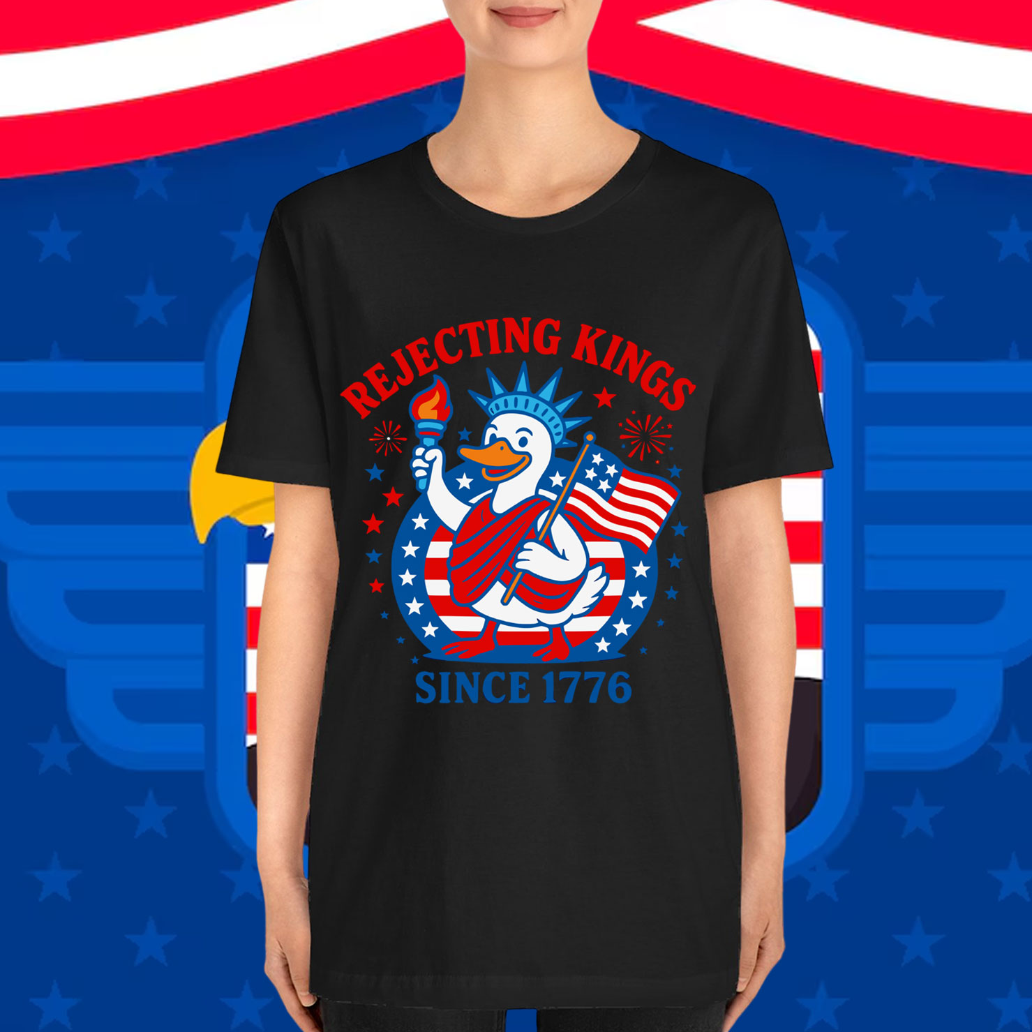Rejecting Kings Since 1776 Patriotic Duck Statue T-Shirt