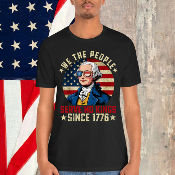 Retro July 4th No King In USA 1776 Patriotic American T-Shirt